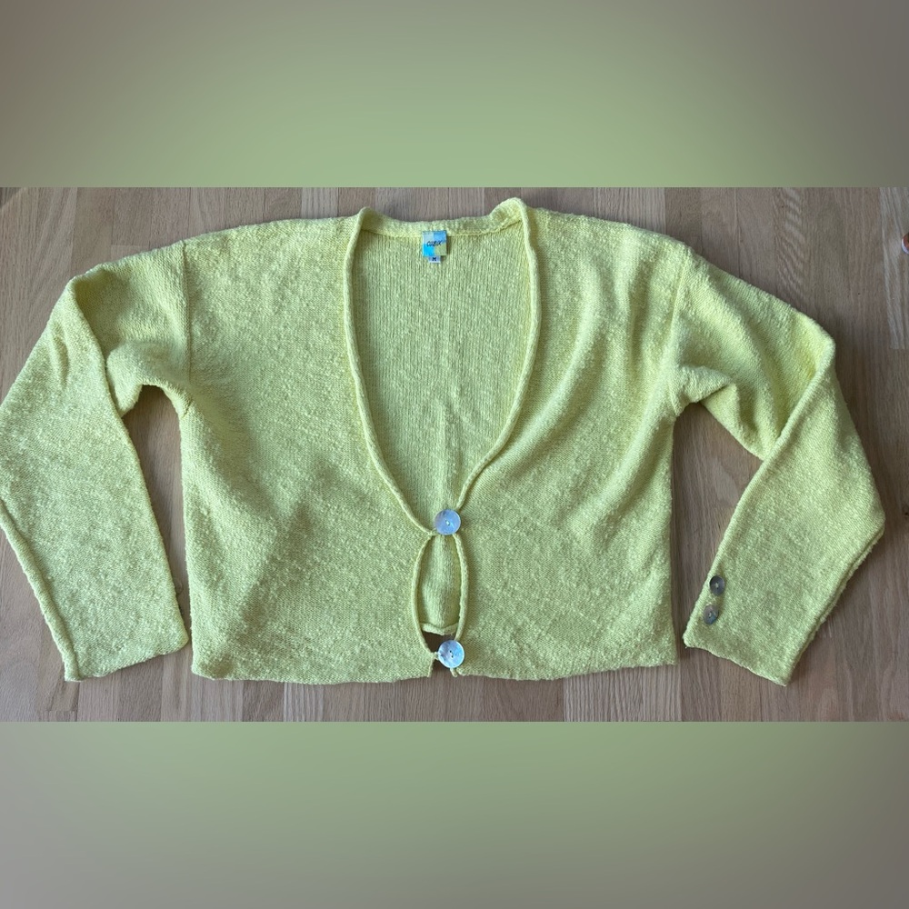 Butter yellow Y2K inspired fairy slub cotton long sleeve crop open cardigan